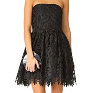 ALICE + OLIVIA LBD DAISY BLACK LACE DRESS 12 $595